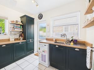 Kitchen- click for photo gallery